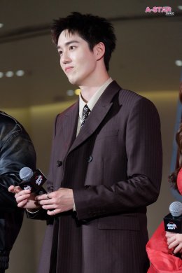 'ใบเฟิร์น-ต่อ-ปอร์เช่' นำทีมเดินพรมแดงเปิดตัวภาพยนตร์แอ็กชั่นไทยรสชาติใหม่จาก Netflix พร้อมถ่ายทอดเรื่องราวความรัก-ความเสียสละ ใน "เลือดรัก นักฆ่า" รับชมได้แล้ววันนี้ ที่ Netflix เท่านั้น! 