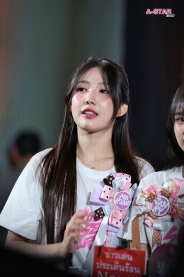 "อินดิเพนเด้น ฟิล์ม" เล่นใหญ่ทำถึง! เปิดตัวซีรีส์ "Shock Me Girls รักช็อตใจ ยัยช็อตฟีล" ยกทัพนักแสดงนำ 'โมเน่ต์-แพรว-แจนรี่-มารีน' ปักหมุดความฟิน 28 ก.พ.นี้