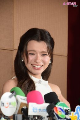 'ฟรีน - เบ็คกี้' ร่วมชมบทสรุปความรักของ องครักษ์สามัญชน และ เจ้าหญิงผู้สูงศักดิ์