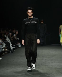 รวมตัวสุดปัง! ชมพู่-อารยา นำทัพเหล่าแฟชั่นไอคอนเช็คอินรันเวย์ "ELLE FASHION WEEK 2025" ฉลองครบรอบ 80 ปี สะท้อนพลังแห่งชีวิตและแฟชั่นอนาคต