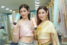สวยสับฉบับตัวมารดา! 'แม่เจ็ง-เซย่า' แท็กทีมอวดผิวออร่าท้าแดด นั่งแท่นพรีเซนเตอร์ "กันแดด" นวัตกรรมใหม่ที่ไม่ได้มีดีแค่กันยูวี!