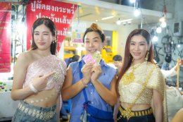 สวยสับฉบับตัวมารดา! 'แม่เจ็ง-เซย่า' แท็กทีมอวดผิวออร่าท้าแดด นั่งแท่นพรีเซนเตอร์ "กันแดด" นวัตกรรมใหม่ที่ไม่ได้มีดีแค่กันยูวี!