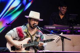 "ให้เพลงแทนใจ ไลฟ์สดร่วมช่วยภัยน้ำท่วม" ไลฟ์สดจาก Muzik Move และ Search Entertainment ชวนแฟนเพลงเงินช่วยเหลือและเยียวยาผ่าน สภากาชาดไทย