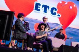 "ให้เพลงแทนใจ ไลฟ์สดร่วมช่วยภัยน้ำท่วม" ไลฟ์สดจาก Muzik Move และ Search Entertainment ชวนแฟนเพลงเงินช่วยเหลือและเยียวยาผ่าน สภากาชาดไทย