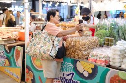 แม็คโคร-โลตัส แหล่งรวมร้านค้า "ไทยช่วยไทยพลัส" มากที่สุดในประเทศ สนับสนุนผู้ประกอบการรายย่อยกว่า 10,000 ร้านค้า ขับเคลื่อนเศรษฐกิจไทย เสริมกำลังซื้อ พร้อมลดค่าครองชีพ 