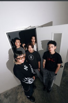 "คงต้องบอก (Limerence)" เพลงรักเพลงใหม่จาก "ไอย์ลาส์" ที่จะมาระเบิดความอ้ำอึ้งในหัวใจด้วยดนตรีใสๆ และมิวสิกวิดีโอน่ารักๆ