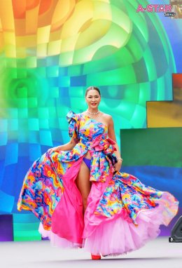คิกออฟ Pride Month แห่งแรกในไทย! "centralwOrld Love with Pride 2025" รวมศิลปิน-ดารา-อินฟลูฯ กว่า 500 ชีวิต บน Rainbow Runway 100 เมตร หน้าเซ็นทรัลเวิลด์ ฉลอง Pride Month ตลอดเดือนมิถุนายน 