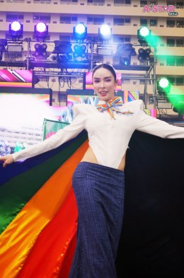 คิกออฟ Pride Month แห่งแรกในไทย! "centralwOrld Love with Pride 2025" รวมศิลปิน-ดารา-อินฟลูฯ กว่า 500 ชีวิต บน Rainbow Runway 100 เมตร หน้าเซ็นทรัลเวิลด์ ฉลอง Pride Month ตลอดเดือนมิถุนายน 