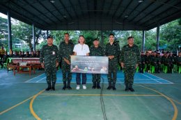 "นากรักมาก ม๊ากมาก" ส่งมอบความสุข จัดฉายหนังให้ทหารดูฟรี ณ มทบ.25 จ.สุรินทร์ 