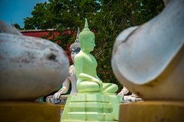วิหารลานธรรมพระพุทธเจ้า 28 พระองค์