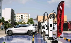 สถานีชาร์จ THOR Untra Fast Charge