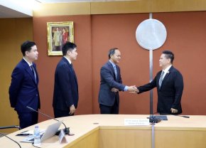 ผู้บริหารเทสลา เข้าพบ รมว.อุตสาหกรรม หารือแนวคิดขับเคลื่อนระบบนิเวศยานยนต์ไฟฟ้า
