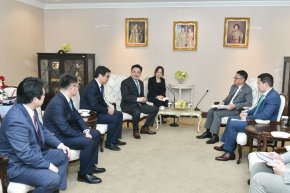 รองนายกฯ “ประเสริฐ” หารือ ประธาน BYD ประเทศไทย หาแนวทางหนุนยานยนต์ไฟฟ้าไทย