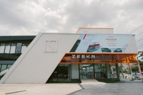 ZEEKR เปิดโชว์รูมหรูย่านเจริญนคร ตอกย้ำแบรนด์รถยนต์ไฟฟ้าพรีเมียม-ลักซูรี