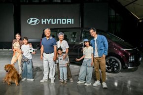 เมื่อ…The new STARIA Hybrid รถ MPV ไม่ใช่แค่เวทีเปิดตัวรถ MPV ไฮบริด 11 ที่นั่ง 