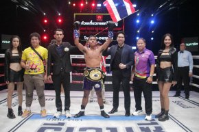   ไทเกอร์ มาร์ช กำปั้นดาวรุ่งมวยสร้าง TL BOXING PROMOTION  ออกหมัดหนักหน่วงแม่นยำชนะคะแนน ธนชัย คำอ่อน ในการชกเป็นคู่เอกศึกThe Fighter World Boxing