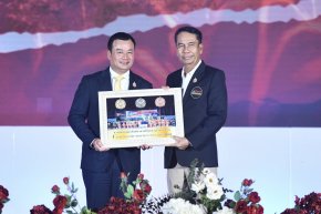 ชื่นมื่น! สรวงศ์-สุทิน จัดฉลองชัยทัพนักกีฬามวยไทยทหาร ยินดีบรรจุกีฬาทหารโลก
