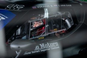 สิงห์ มอเตอร์สปอร์ตฯ เปิดไลน์อัพสู้ศึก TSS 2025 วรวุฒิ นำทีมประเดิม Ferrari 296 GT3 