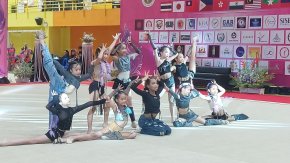 ยิม 5 ชาติดาหน้าล่าแชมป์ 	ล้วงตับสาวไทยก่อนซีเกมส์ 	