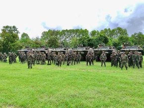 แถวพร้อม รอฟังคำสั่ง นาวิกโยธินตรวจความพร้อมรบเตรียมพร้อมรองรับทุกเหตุการณ์ภัยคุกคามทุกรูปแบบ