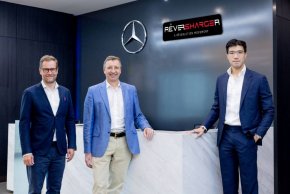 RÊVERSHARGER จับมือ Mercedes-Benz ขยายเครือข่ายสถานีชาร์จรถ EVพร้อมมอบ Exclusive Offers ชาร์จ DC ความเร็วสูงแบบ Unlimited ไม่จำกัดครั้งฟรี! 1 ปีเต็ม