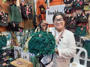 ชัญญาภัธต์ แก้วโสภา   ผู้ก่อตั้งแบรนด์ Live Like a Local