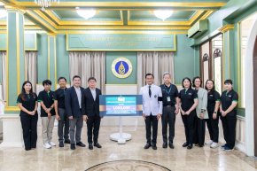 STECH มอบเงิน 1 ล้านบาท สมทบกองทุนปรับปรุงห้องผ่าตัด รพ.ศิริราช