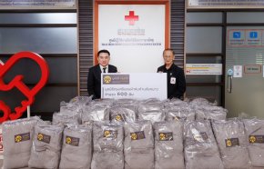มูลนิธิกรุงศรีมอบผ้าห่มและน้ำดื่มให้กับสภากาชาดไทย หนุนภารกิจช่วยเหลือผู้ประสบภัยอย่างต่อเนื่อง
