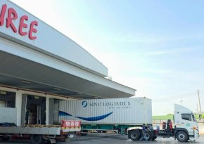 SINO อาสาขนส่งสินค้าจำเป็นช่วยผู้ประสบภัยภาคใต้