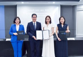 THCOM พร้อมลุยโครงการดาวเทียมไทยคม 10 หลังได้รับการสนับสนุนสินเชื่อจากดอยซ์แบงก์ และสแตนดาร์ด ชาร์เตอร์ด