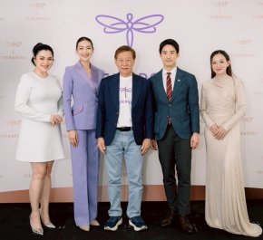 'แพนเค้ก' เผยเคล็ดลับตำนานตัวแม่เจนวายเพราะแนวคิด "อยู่สวย" ผ่านงานเปิดตัวโรงพยาบาลธีรพร