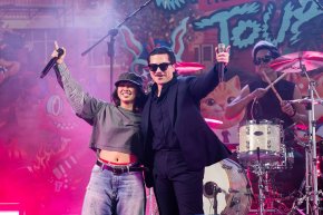 'GMM MUSIC x YUPP! x Tero Music' ยึดโรงเรียนจัดสคูลทัวร์รับเปิดทอม 'Slot Machine-Milli-Alala' นำทีมศิลปินเจน Z เสิร์ฟโชว์สุดมันส์! โดดกันโรงเรียนสะเทือน!