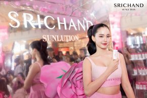 "โบว์ เมลดา" พาทุกคนฟาดแดดเมืองไทย!  ดันเซรั่มกันแดดกุหลาบ ขึ้นแท่น "กันแดดที่ดีที่สุดจากศรีจันทร์" ด้วยนวัตกรรมใหม่ ปกป้องผิวครบทุกมิติ