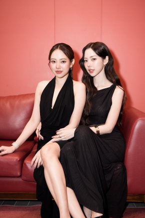"IDX Entertainment" ดัน 'มู่หลาน-ไข่มุก' สองสาวต่างสไตล์ พร้อมรันวงการซีรีส์ GL เตรียมอวดออร่าคู่บนพรมแดงใน Y Content Awards 2025  23 ก.ค.นี้