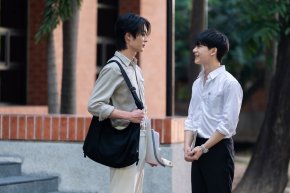 'อิทธิ' หากันจนเจอ! 'ฤทธิ์' คู่จิ้นวัยเด็กโผล่ตรงหน้า เสิร์ฟหวานรุกหนัก จีบไม่พัก จนแฟนๆ ฟินโลกเอียงใน #MagicMoveEP2