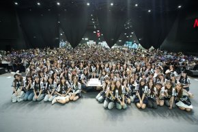 ฉลองครบรอบ 9 ปี  BNK48 & CGM48 เสิร์ฟความสนุก 3 วันจัดเต็ม! เปิดตัวโชว์ "Ponytail to shushu" พร้อมเตรียมเดบิวต์ 'CGM48' รุ่นที่ 5