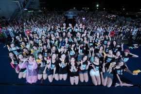 สาดความสนุกแบบฉ่ำ! 'BNK48 & CGM48' พาแฟนคลับปลดปล่อยพลัง ร้องเพลงเล่นเกมเต็มอิ่มต้อนรับสงกรานต์