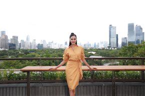 กระแสแรงต่อเนื่อง #CentralParkBangkok กับโมเมนต์สุดเอ็กซ์คลูซีฟรับ 9 เดือน 9 เมื่อ Central Park เชิญ 'โอปอล สุชาตา' Miss World 2025 ในฐานะตัวแทนคนรุ่นใหม่ที่มีภาพลักษณ์เหนือระดับ ในแบบ Global Citizen มาเช็คอินแลนด์มาร์กใหม่ใจกลางกรุงเทพฯ 