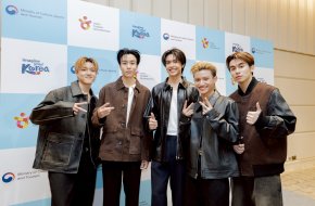 "Lets Roll!"  น้อง DICE ชวนพี่ PRIZE และชาวไทยร่วมเปิดประสบการณ์ใหม่ในเกาหลี ในงาน TITF #31 : Korea Welcomes You 