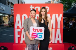 มิ้น AF3-แอน AF6 แท็กทีมนำคนนับร้อยร้องประสานเสียง "Die On This Hill" กระหึ่มสยาม! SIENNA SPIRO รีโพสต์ตอบรับพลังแฟนไทย เพิ่มความมั่นใจให้เหล่านักล่าฝัน