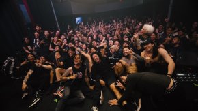 เดือดจัด ประทับใจทุกนาที! คอนเสิร์ตครบรอบ 20 ปี "DO IT OR DIE" ปลุกยุคอีโมใหัคืนชีพอีกครั้งในค่ำคืนสุดมันส์เกินบรรยาย