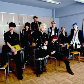 ONE OR EIGHT ปล่อยซิงเกิลแบบต่อเนื่อง เริ่มด้วย "Young & Reckless" ซิงเกิลแรกจาก "บทเพลงแห่งความท้าทาย"  