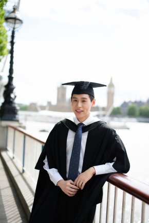 'บิวกิ้น พุฒิพงศ์' คว้าปริญญาโท University College London (UCL) ณ กรุงลอนดอน ประเทศอังกฤษ เป็นอีกก้าวแห่งความภูมิใจของศิลปินคุณภาพ