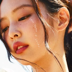 JENNIE ส่ง "Less than a Lover" ซิงเกิลใหม่สุดละมุน พร้อมเตรียมขึ้นเฮดไลเนอร์ Lollapalooza Chicago 