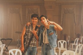 ขนลุกทุกท่อน! 'โจอี้ ภูวศิษฐ์' ชวน 'Jeff Satur' ร่วมถ่ายทอด Live Session "Move On แบบใด" เวอร์ชันพิเศษ