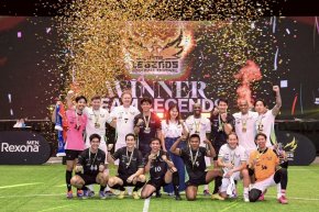 อินฟลูออส นำทีมซุปตาร์ไทย 'ป้อง-ก้อง-แทค-กิก-บัวขาว' ท้าชนตำนานแข้งโลก ใน "Living Legends Football Festival 2026" พร้อมจัดหนักกิจกรรมสุดเอ็กซ์คลูซีฟ ณ UOB LIVE