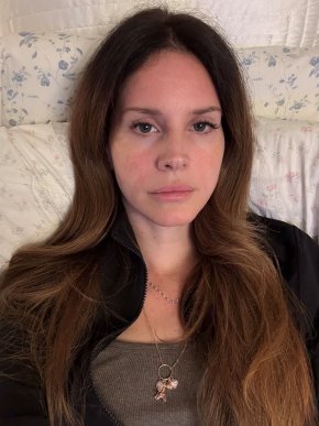 Lana Del Rey ส่งเพลงใหม่สุดล่องลอย "White Feather Hawk Tail Deer Hunter" พร้อมข่าวดีเตรียมปล่อยอัลบั้มใหม่เร็วๆ นี้