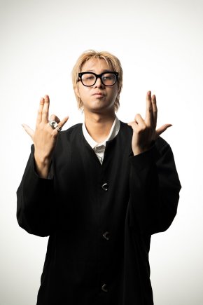 BEN BIZZY ปล่อยซิงเกิลใหม่ "ไม่อยากรู้ (NO CLUES)" Trap ไสตล์ T-POP ยุค 2000 ถ่ายทอดความรักที่เต็มไปด้วยคำถาม