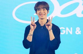 ซีจือนี่ใจเหลว! DOYOUNG อ้อน "รักโดยองนานๆ นะครับ" ก่อนชวนไปเปิด ประตูแห่งความทรงจำ ในคอนเสิร์ตเดี่ยวเต็มรูปแบบครั้งที่สองในประเทศไทย 2025 DOYOUNG CONCERT [ Doors ] in BANGKOK 