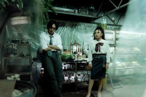 Patrickananda เตรียมปล่อย ดวงใจ (毒) เพลงใหม่ว่าด้วยความรักที่เป็นพิษ พร้อม MV ที่แฝงสัญญะชวนตีความว่าด้วยนักวิทยาศาสตร์ ผู้พยายามฟื้นคืนมนุษยชาติในวันที่โลกสิ้นสลาย